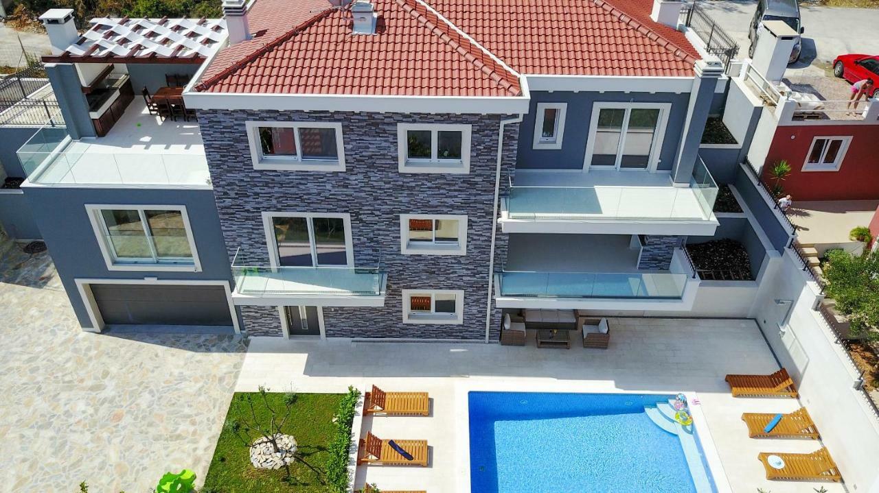 Luxury Villa Residence Zupanovic Трогир Экстерьер фото